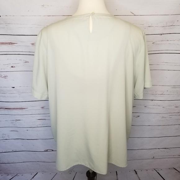 FASHION BUG Short Sleeve Blouse 22/24 - Picture 2 of 6